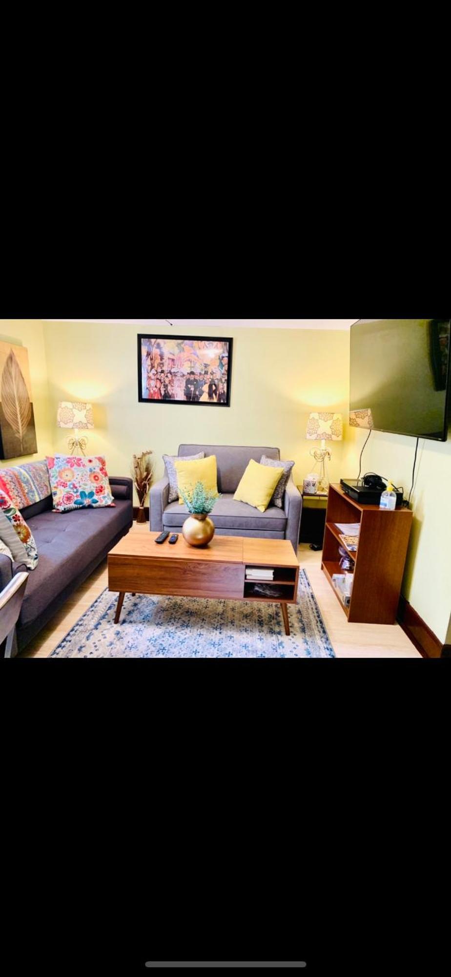 Cozy 2Nd Floor Apartment With Private Entrance Chicopee Exterior photo