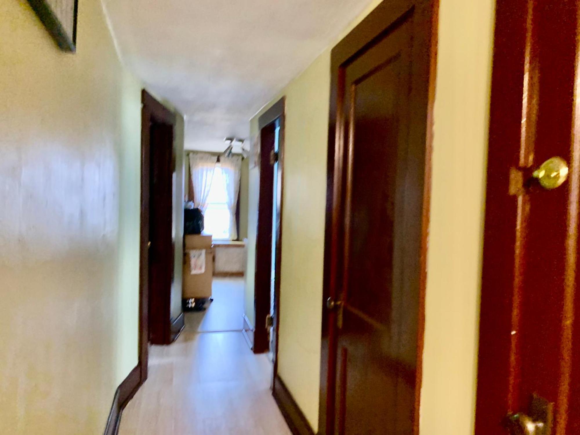 Cozy 2Nd Floor Apartment With Private Entrance Chicopee Exterior photo